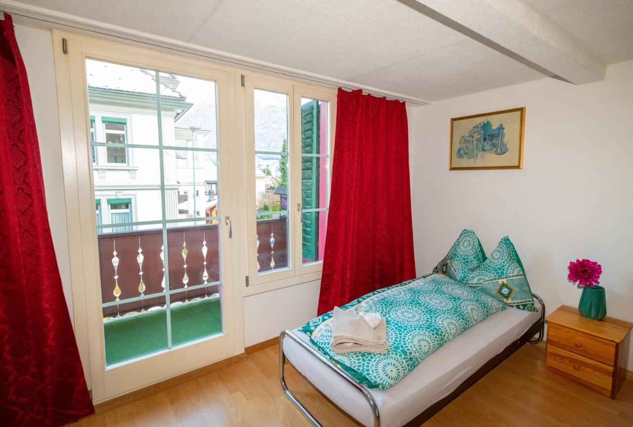 Waldeg 4 Historic House - Holiday Apartment إنترلاكن المظهر الخارجي الصورة